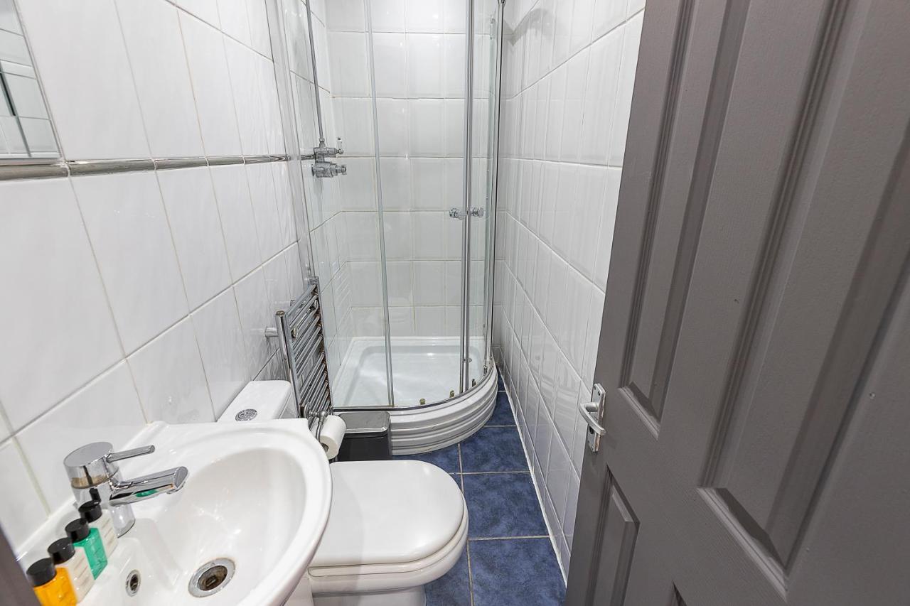 לונדון Spacious Apartment In King'S Cross St Pancras מראה חיצוני תמונה